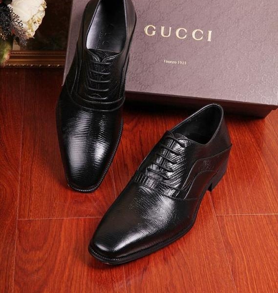 Sapato de Couro Gucci